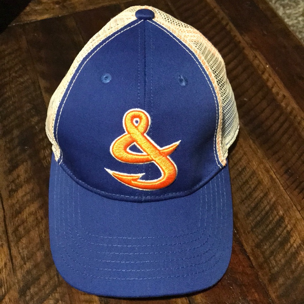 Hook & Tackle baseball hat. One size fits most.